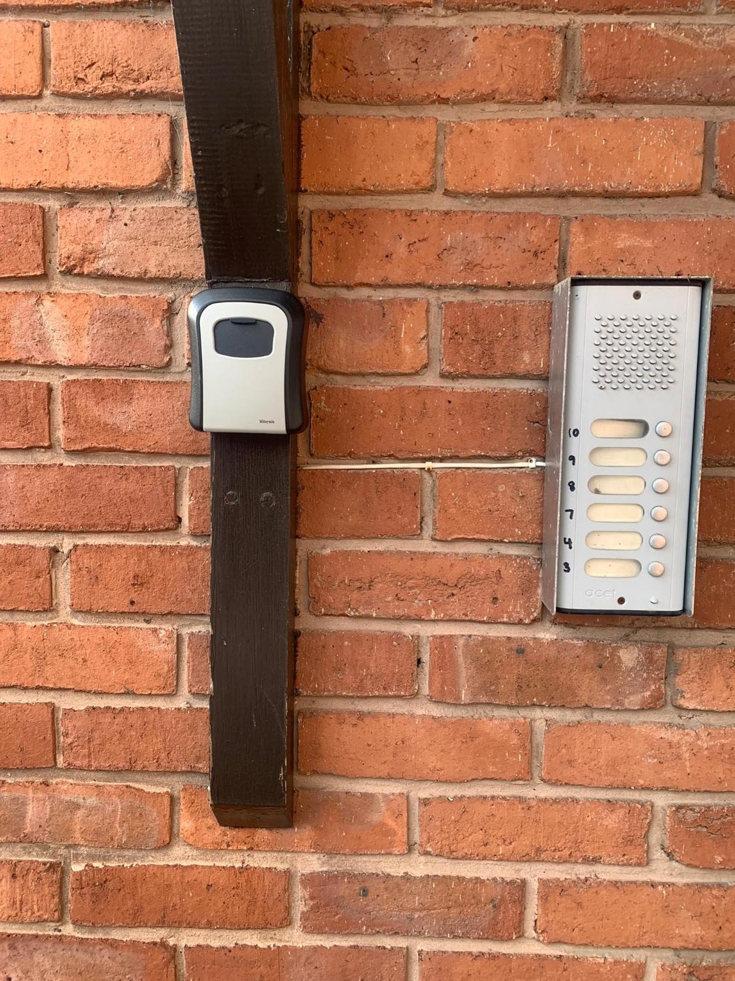 Town Centre Apartment Mold Exterior photo